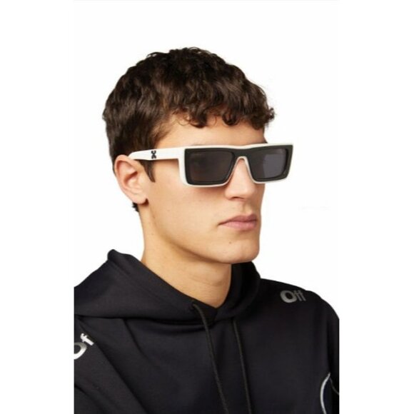 Off-White OERI043 JACOB 1007 Sunglasses Black Rectangle Frame, Grey Lenses - Picture 3 of 11